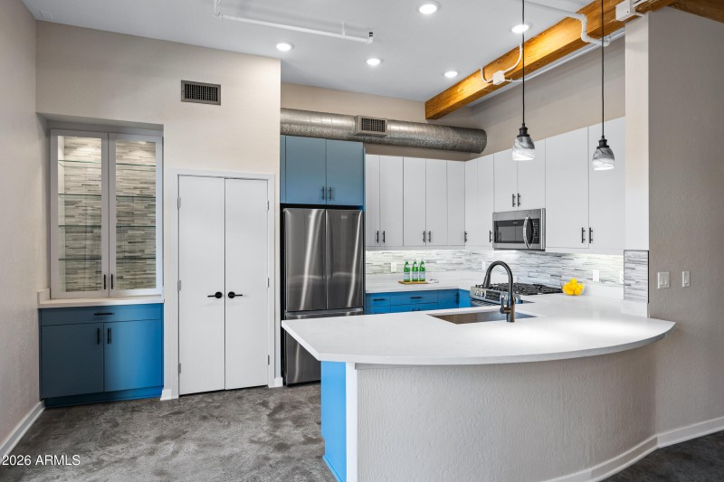 914 E Osborn Rd Unit 208-8