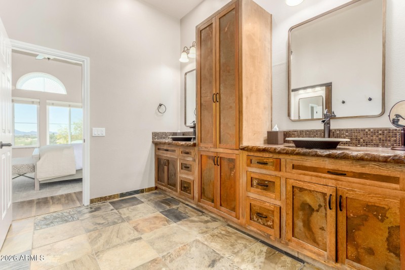 8245 E BELL RD 222, Scottsdale