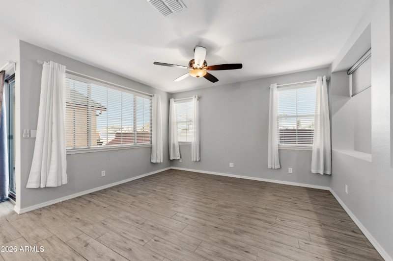 004__3909 E Perkinsville St