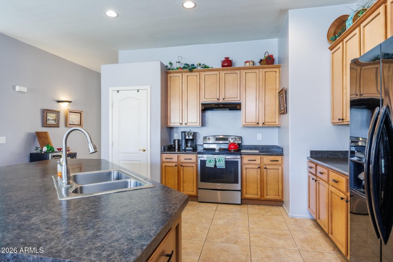1328 E Palo Verde - Kitchen 3