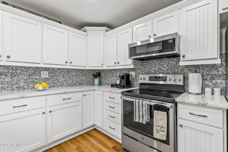 2025-10-12 16.17.00-1