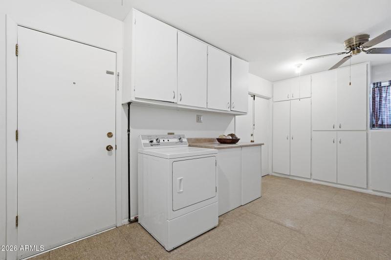 Laundry w/ carport access