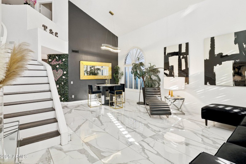 5-web-or-mls-4376-e-anderson-dr