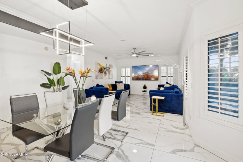 9-web-or-mls-4376-e-anderson-dr