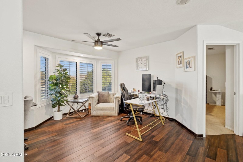 21-web-or-mls-4376-e-anderson-dr