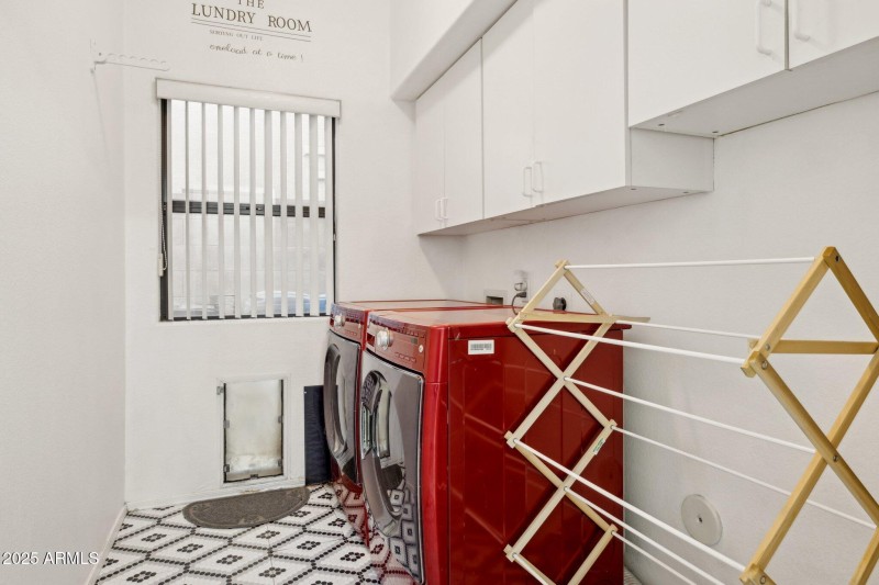 26-web-or-mls-4376-e-anderson-dr