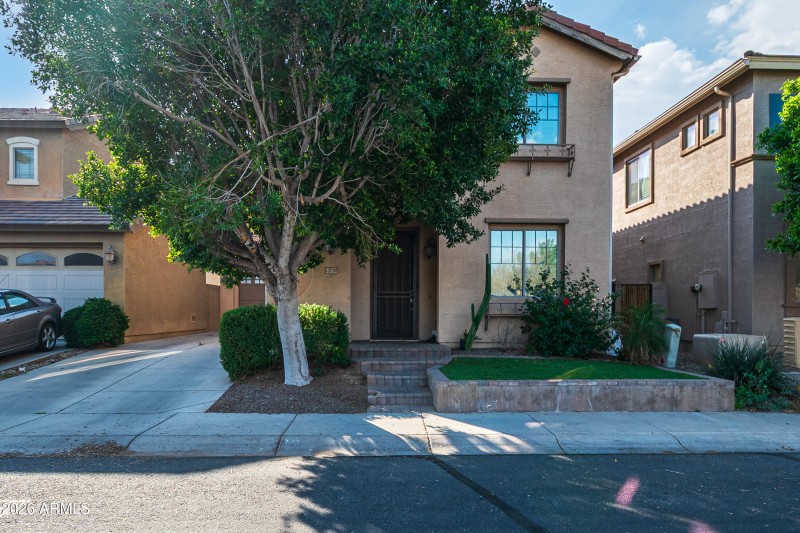 Few Steps to the Park