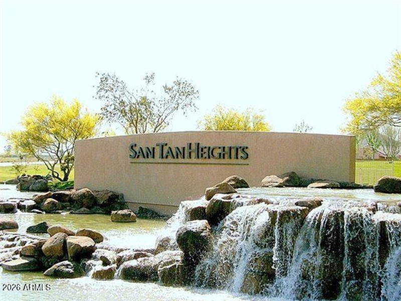 Welcome to San Tan Heights