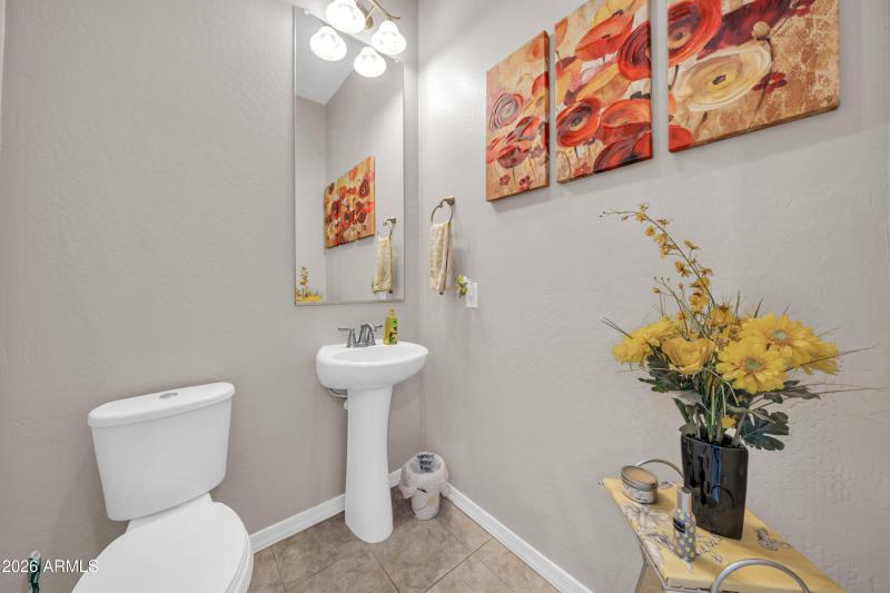 9364 W Cashman Dr-27