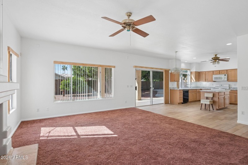 14-web-or-mls-4421-e-rocky-slope-dr