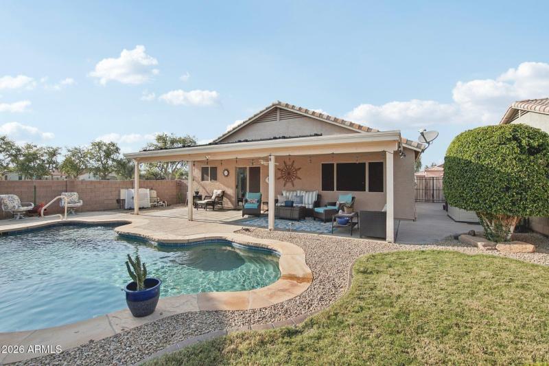 23-web-or-mls-W Kings Dr-S1003-023