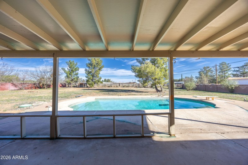 Covered Back Patio to Pool