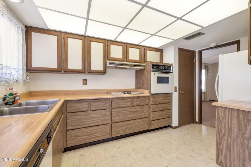 12-web-or-mls-QP-4839