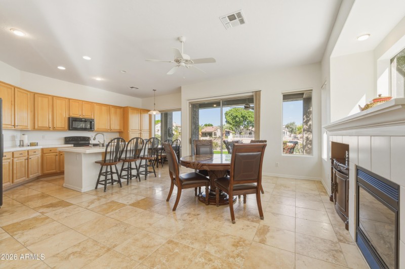 6974_W_Rose_Garden_Ln-13