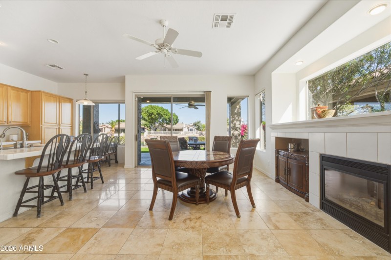 6974_W_Rose_Garden_Ln-16