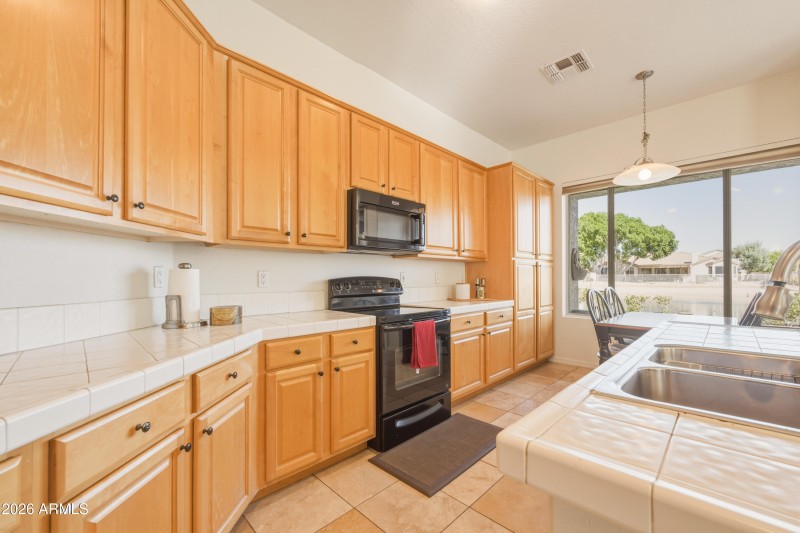 6974_W_Rose_Garden_Ln-18