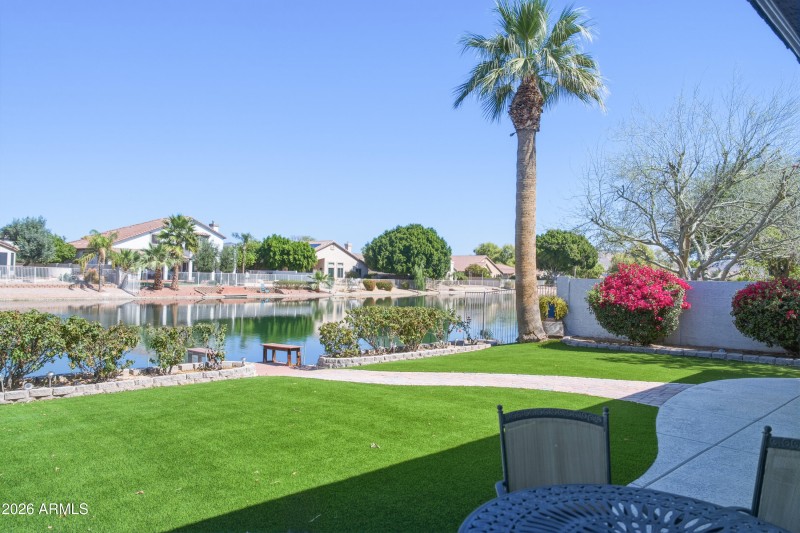 6974_W_Rose_Garden_Ln-64