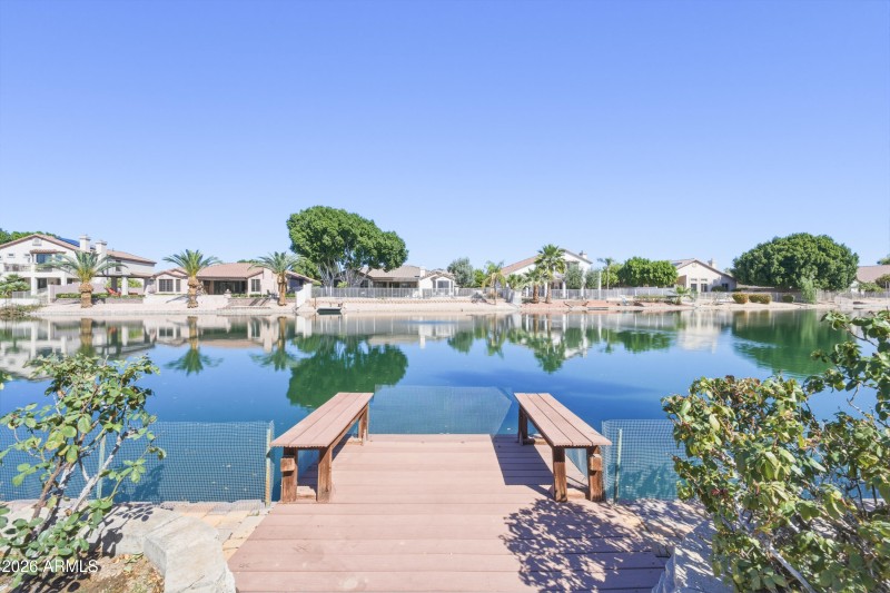 6974_W_Rose_Garden_Ln-46