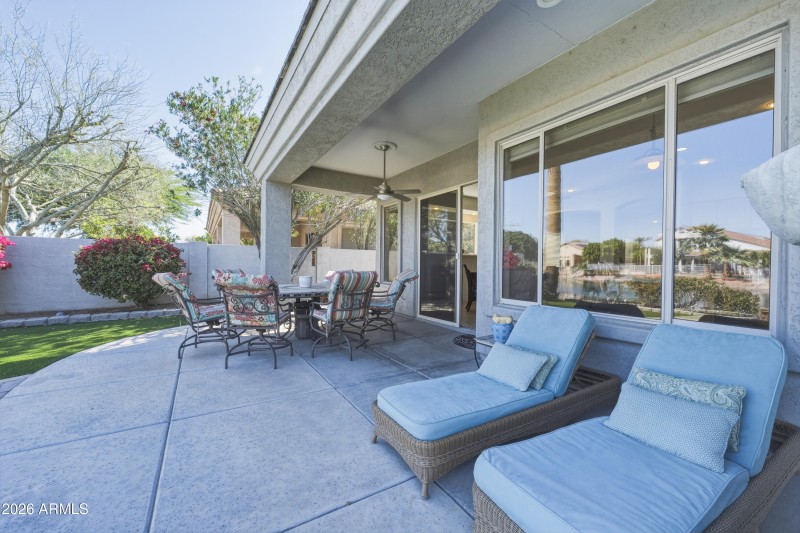 6974_W_Rose_Garden_Ln-40