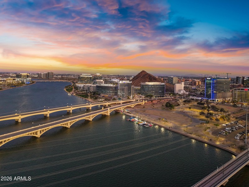 945 E Playa Del Norte Dr #5016-55