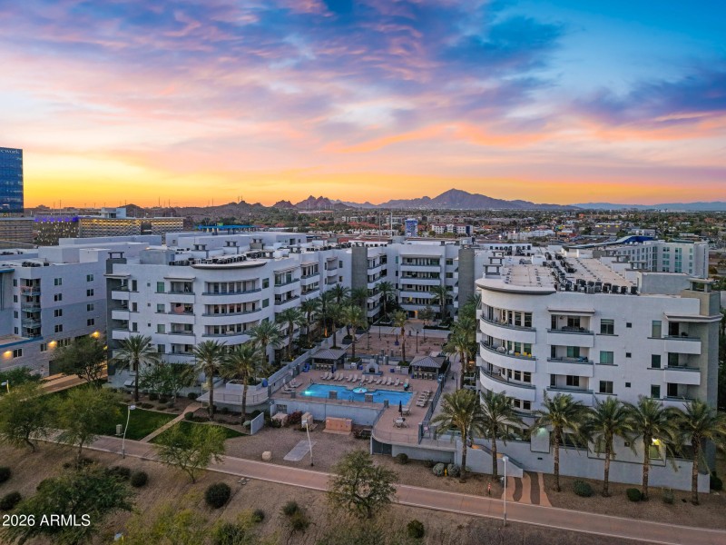 945 E Playa Del Norte Dr #5016-49