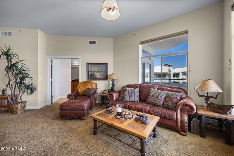 945 E Playa Del Norte Dr #5016-10