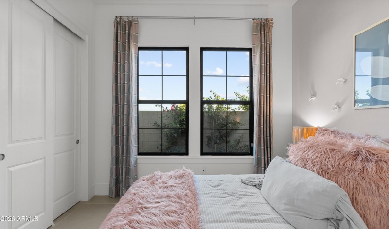 194230_Viviendo_Cork_Bedroom Two_Loft_Pa