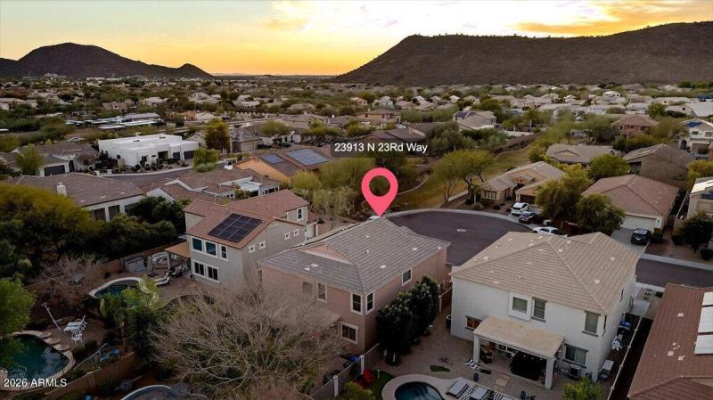 Aerial View of Cul-De-Sac Home