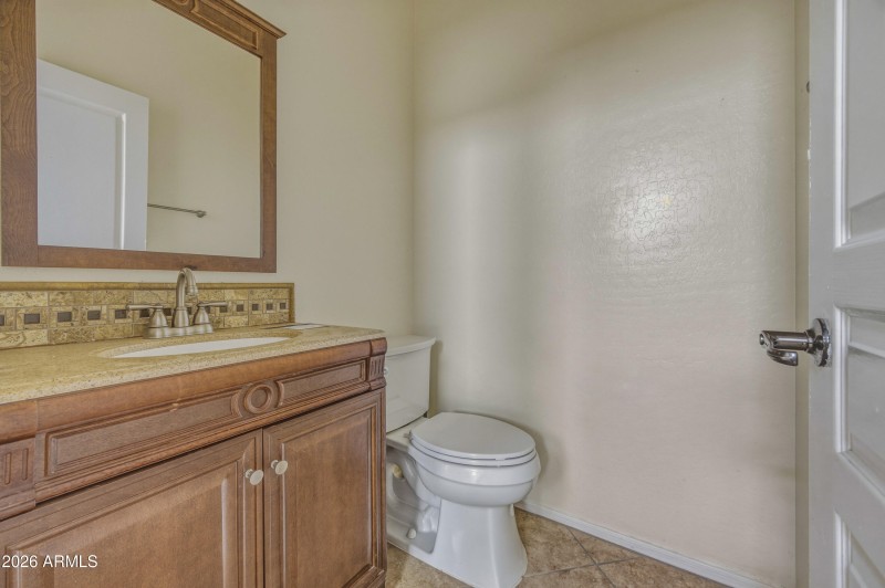 44534 Vineyard St-106