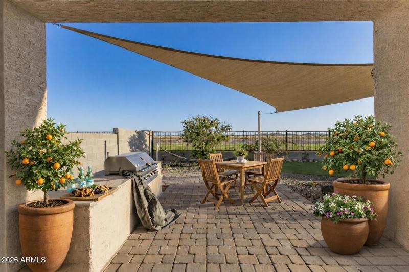 3EFFAB30-FB27-4033-9A4C-117B3993CFBE