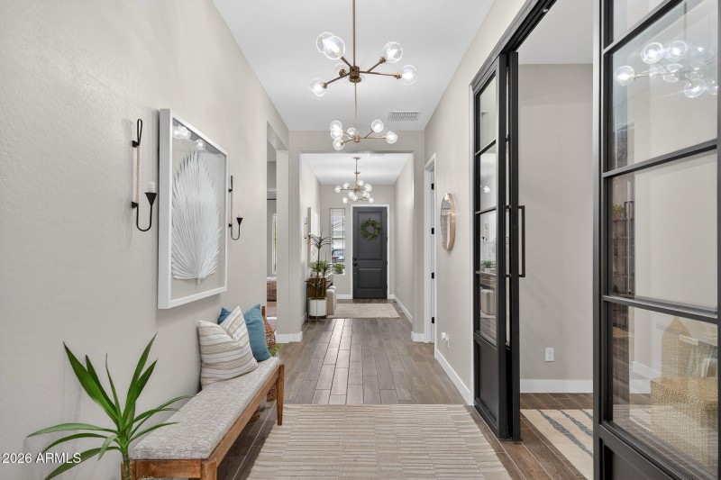 5-web-or-mls-24E Austin Dr