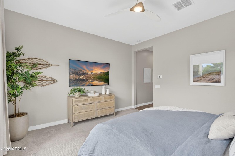 27-web-or-mls-55E Austin Dr