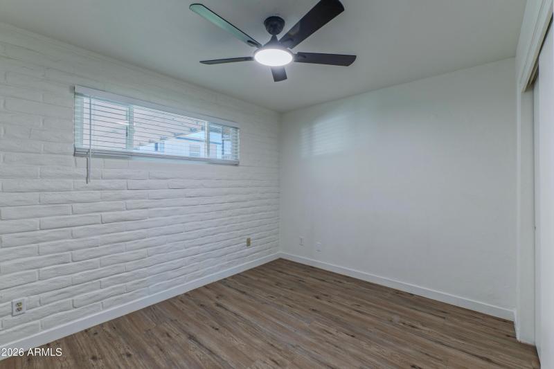 1031_e_fairmount_ave_17