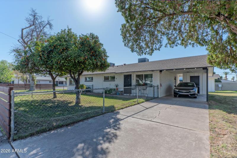 1031_e_fairmount_ave_02