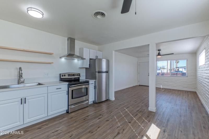 1031_e_fairmount_ave_13