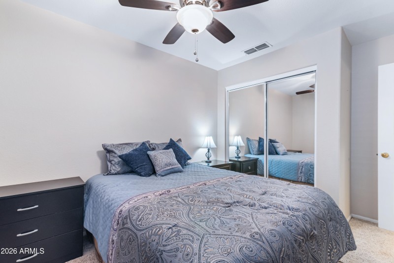 23_4104 w fallen leaf ln-23