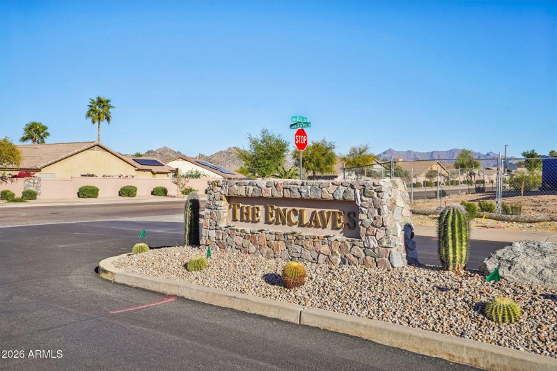 19-web-or-mls-W Santa Alberta Ln-L1203-0