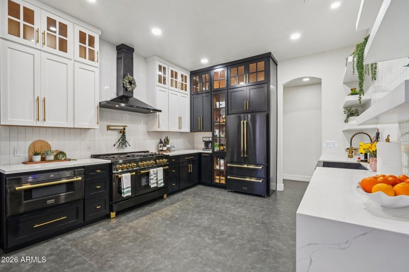 35-web-or-mls-W Santa Alberta Ln-L1203-0