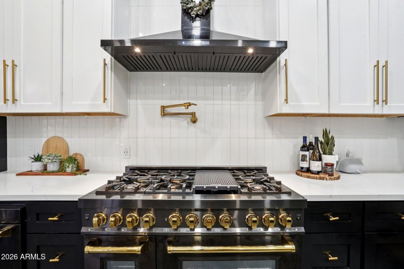 39-web-or-mls-W Santa Alberta Ln-L1203-0