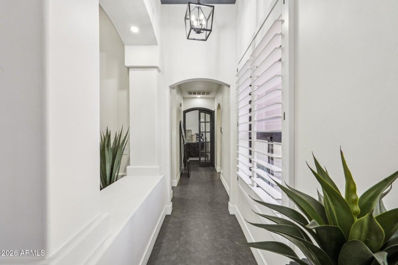 47-web-or-mls-W Santa Alberta Ln-L1203-0