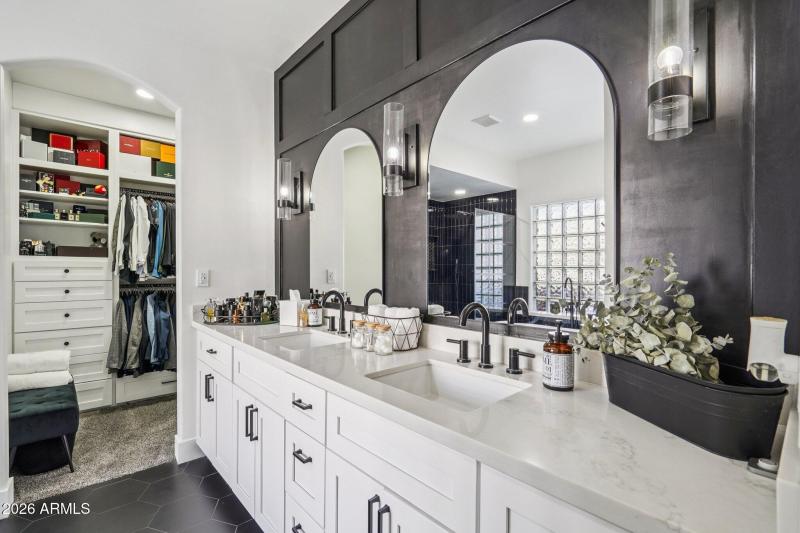 63-web-or-mls-W Santa Alberta Ln-L1203-0