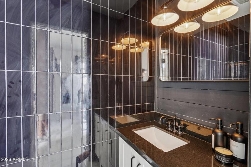 74-web-or-mls-W Santa Alberta Ln-L1203-0