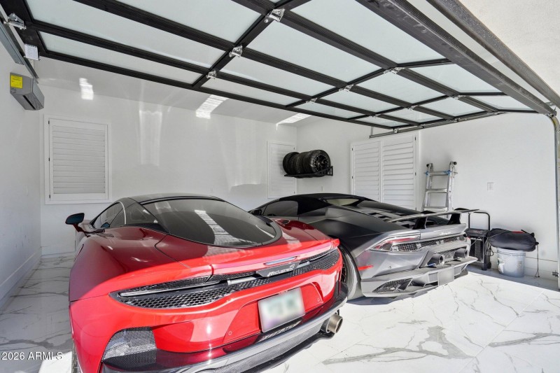 76-web-or-mls-W Santa Alberta Ln-L1203-0