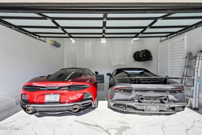 77-web-or-mls-W Santa Alberta Ln-L1203-0