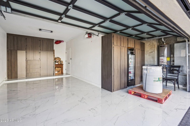 82-web-or-mls-W Santa Alberta Ln-L1203-0