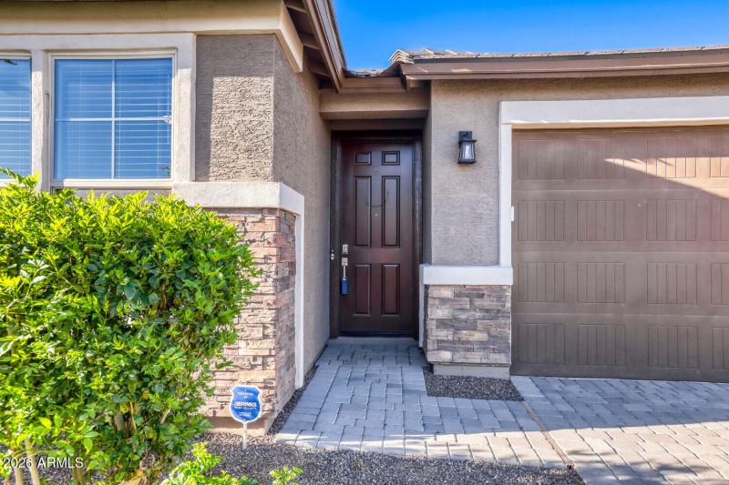 17953 W Golden Ln - Web Quality - 004 -