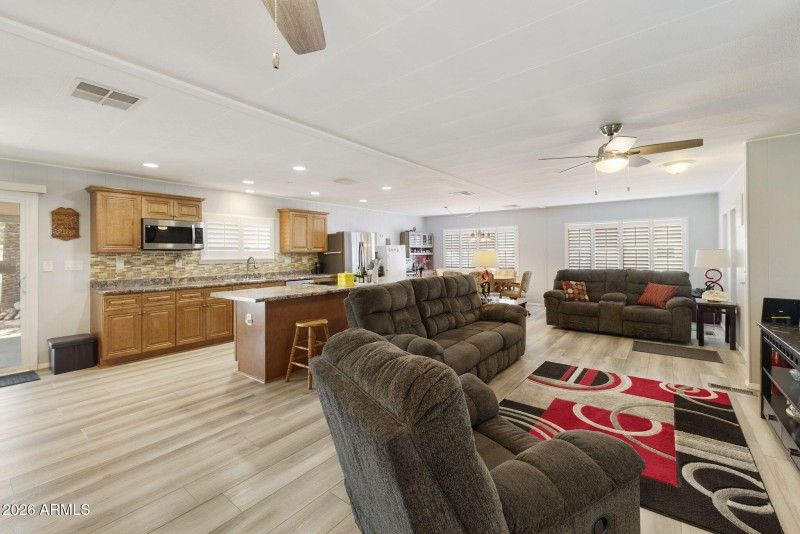 24-web-or-mls-dlb_9437-dlb_9441