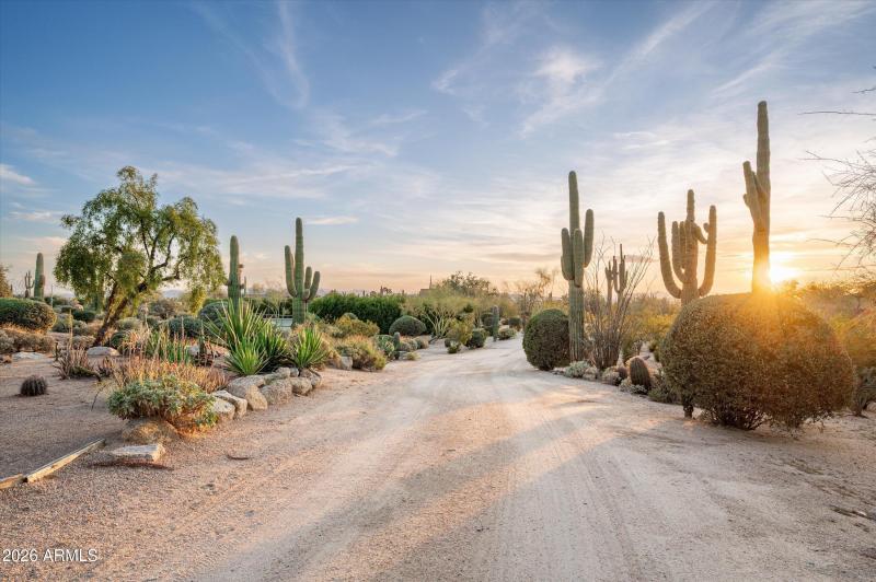 23-9612EVeredaSolanaDr-23