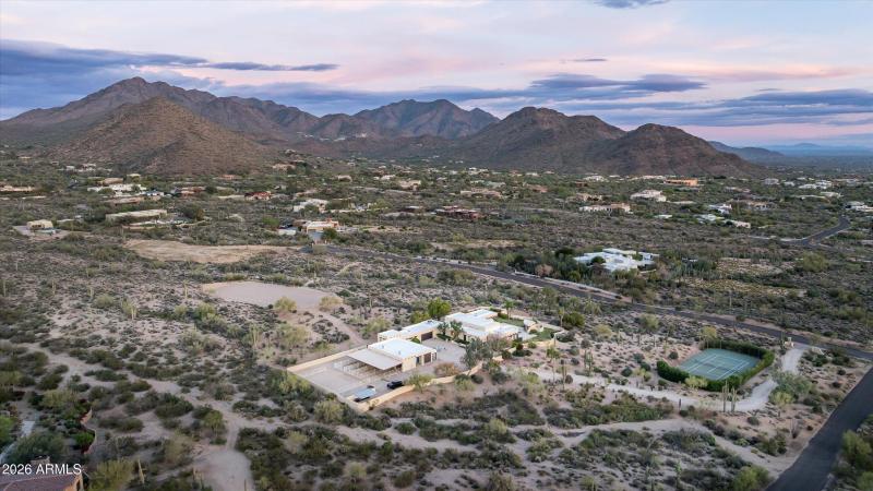 41-9612EVeredaSolanaDr-41