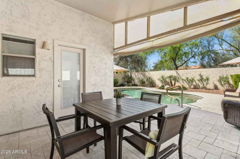 31-web-or-mls-21610-n-44th-pl